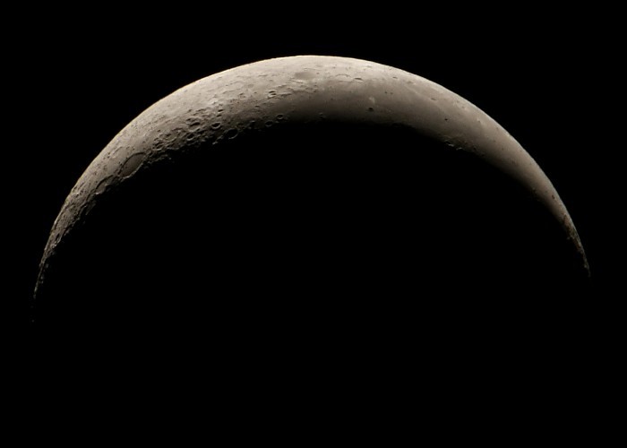 [27 day old moon]