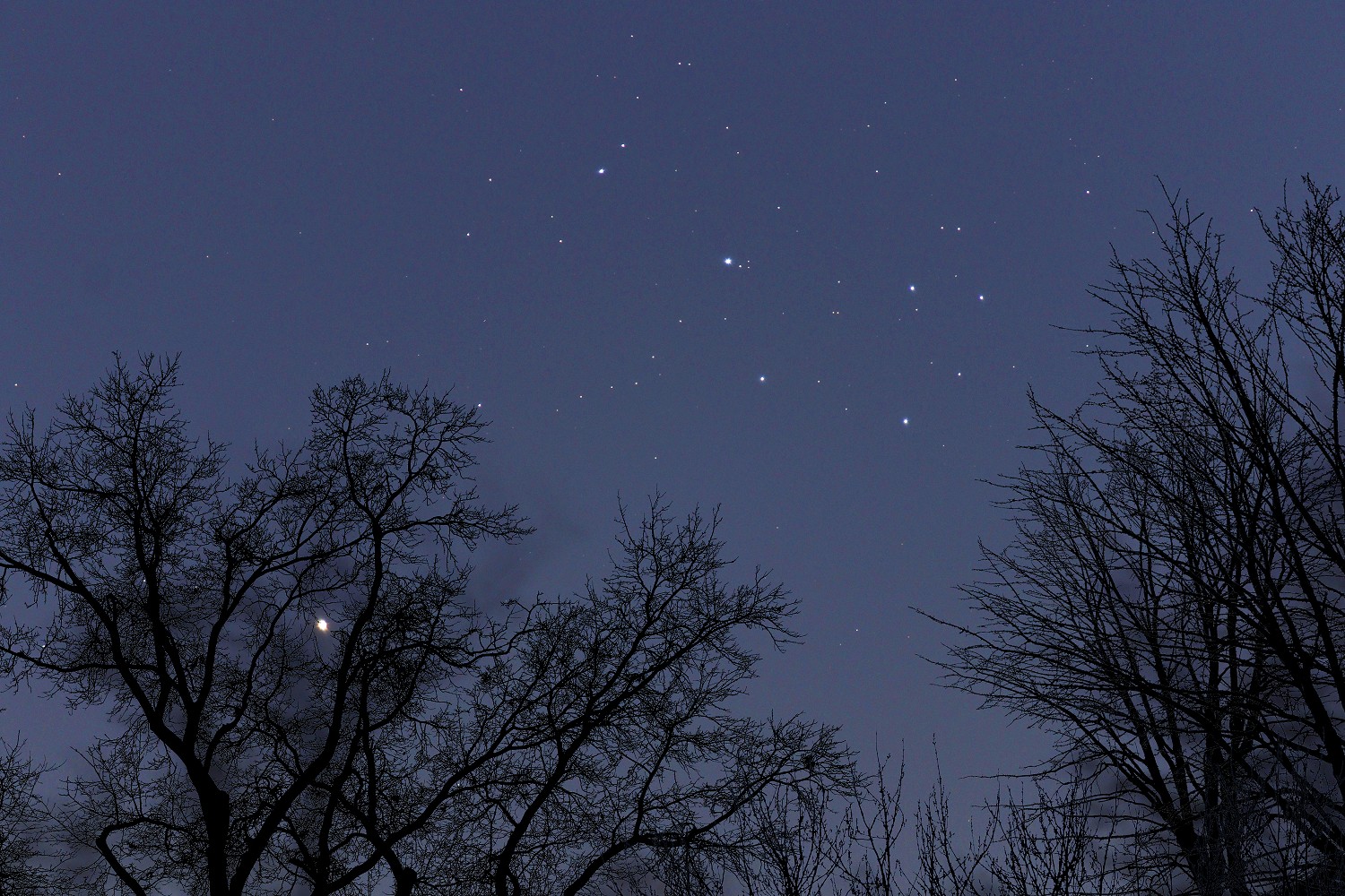 [Mercury and the Pleiades, April 29]