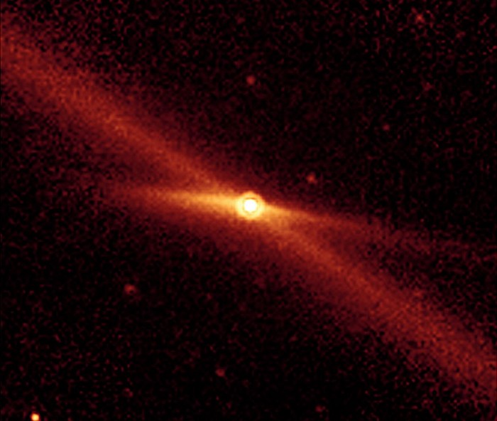 [Spitzer Space Telescope view of Encke Dust]