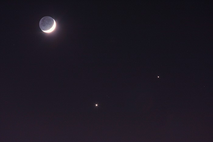 [Venus, Jupiter, and the moon]